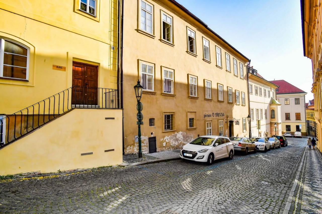 Lovely Little Cosy Apt In Prague Luaran gambar
