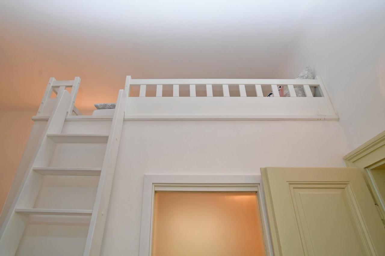 Lovely Little Cosy Apt In Prague Luaran gambar